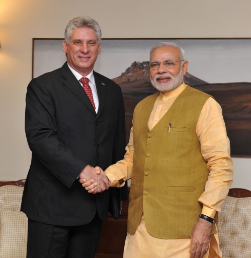 Prime Minister of India meets the First Vice President of Cuba